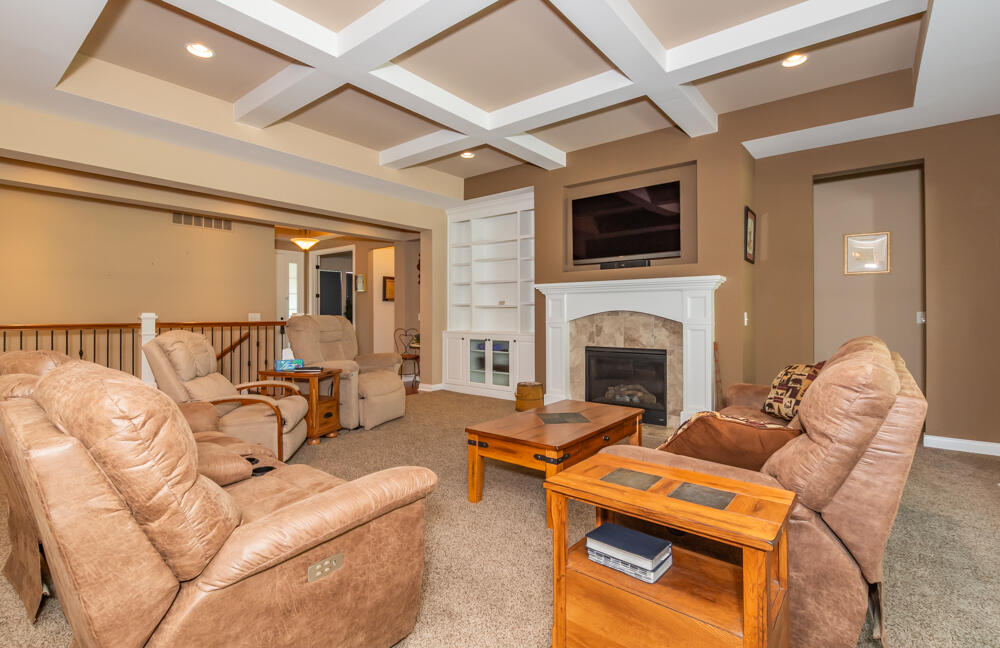 8904 Oakland Hills Circle Portage MI 49024