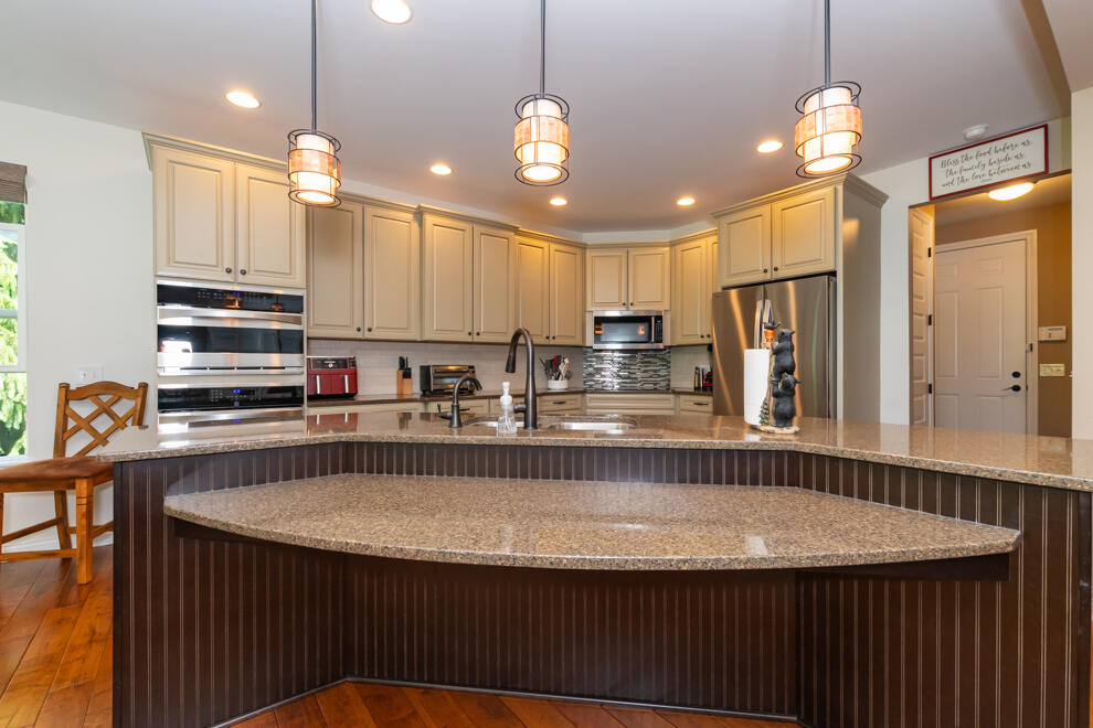 8904 Oakland Hills Circle Portage MI 49024