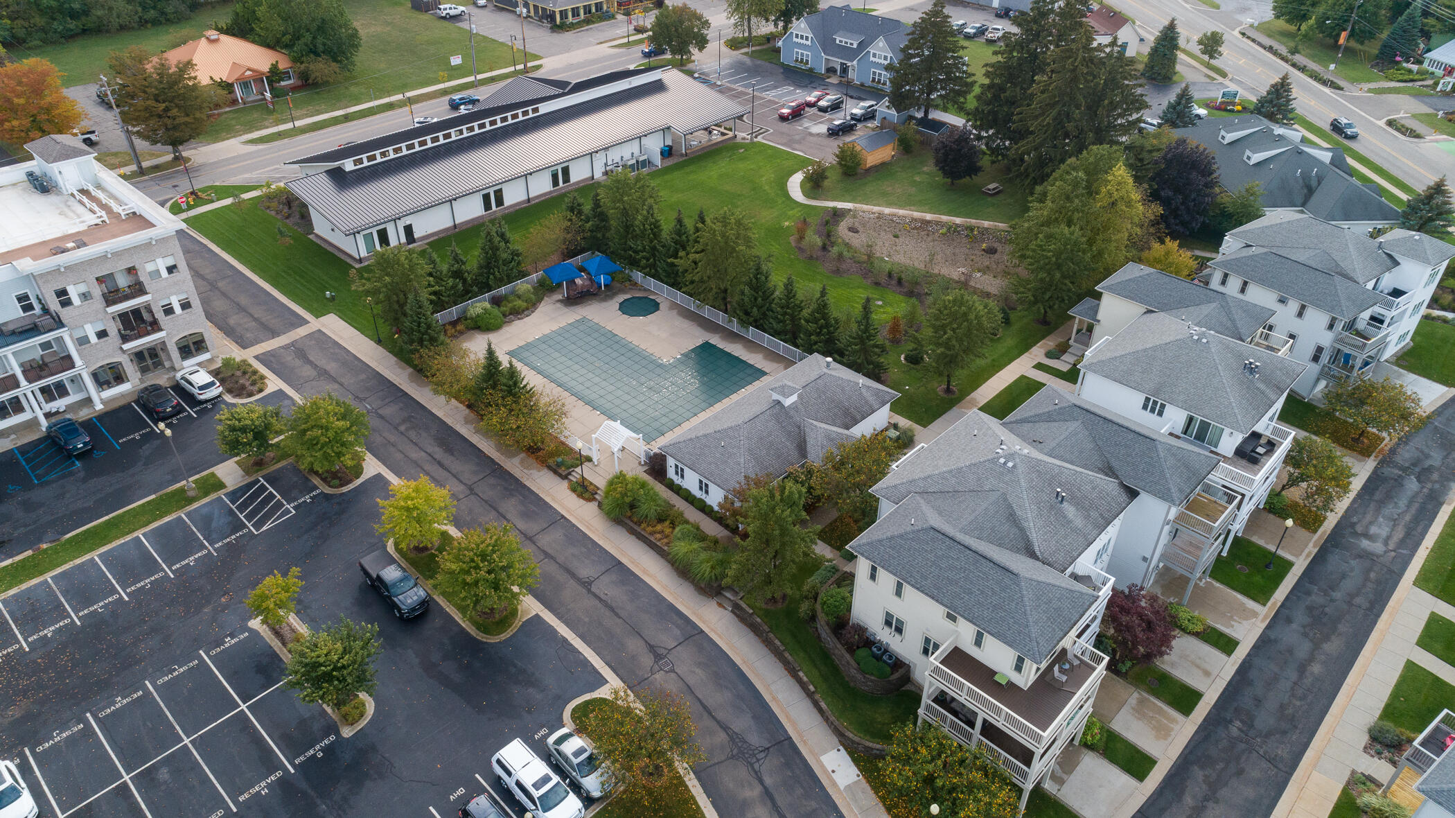 201 B Garden Terrace Douglas MI 49406