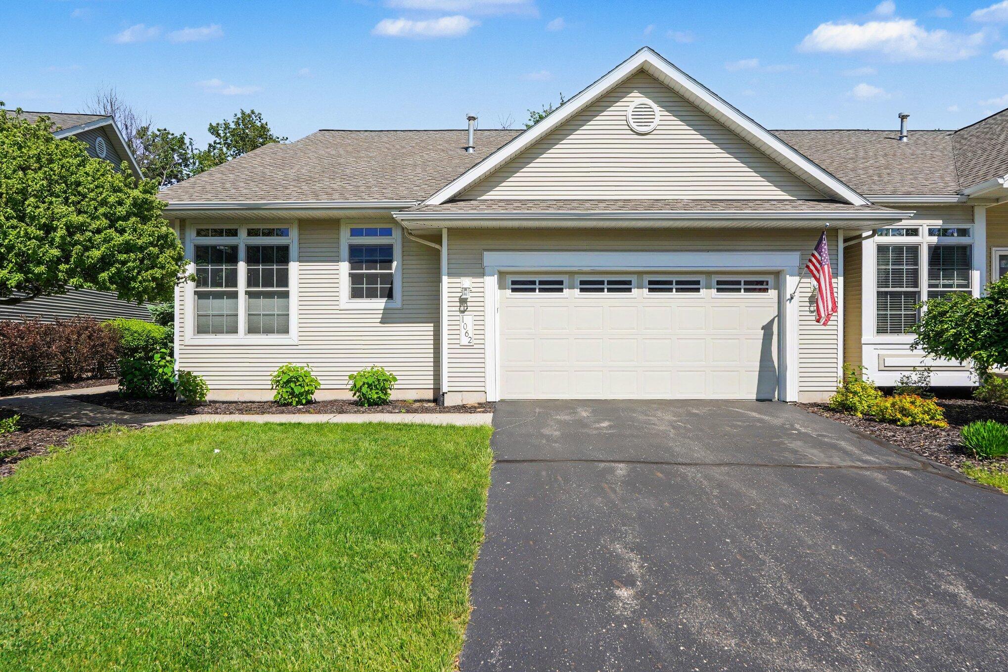 1062 Kensington Street NW Grand Rapids MI 49534
