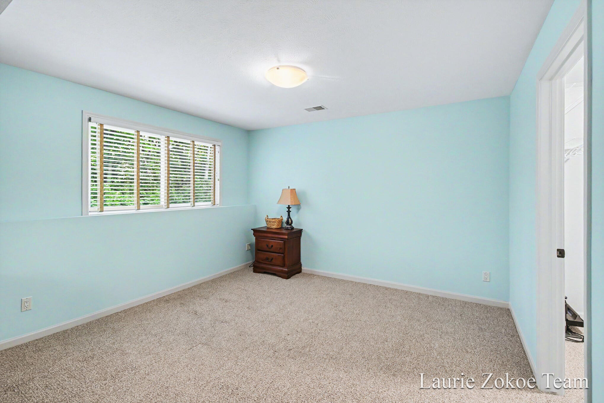 1062 Kensington Street NW Grand Rapids MI 49534