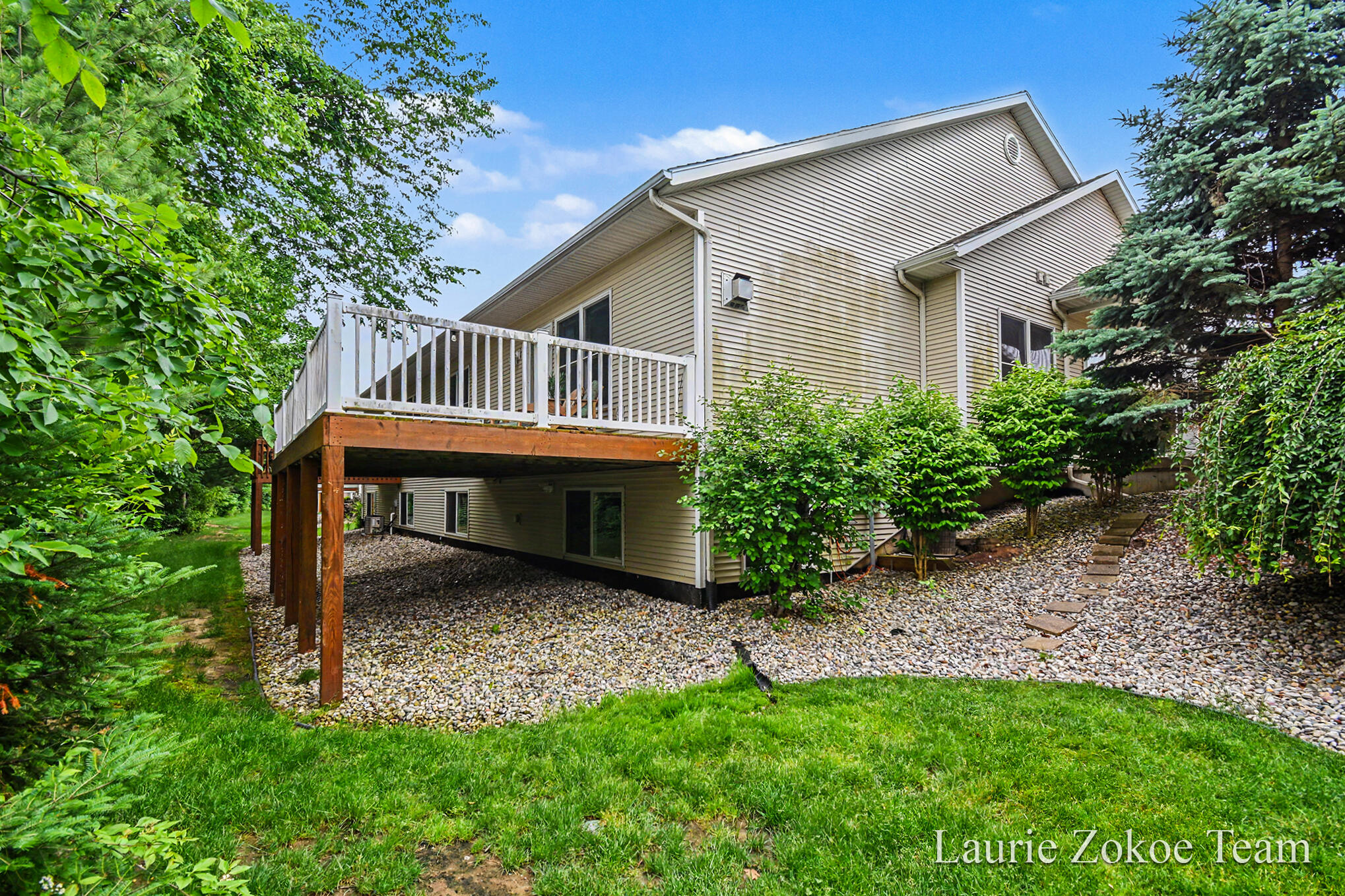 1062 Kensington Street NW Grand Rapids MI 49534
