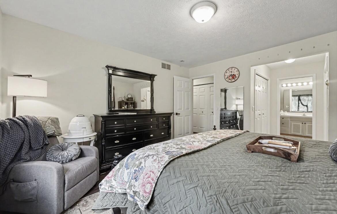 2017 Blue Bell Way Grand Rapids MI 49504
