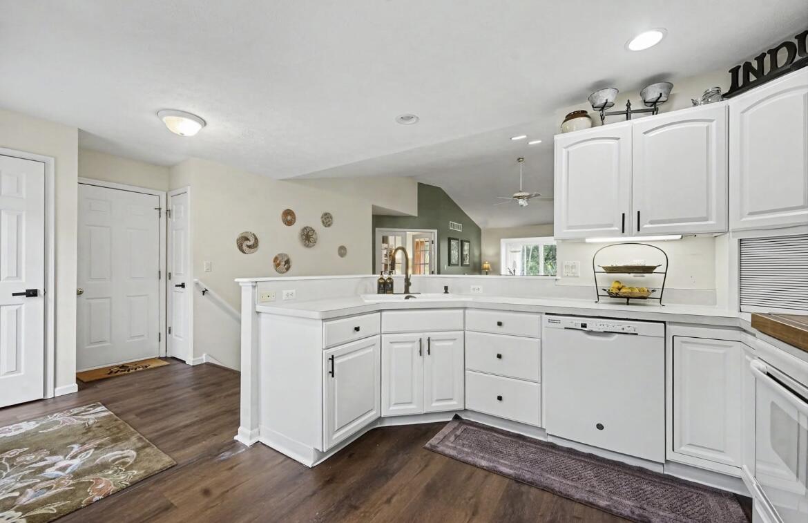 2017 Blue Bell Way Grand Rapids MI 49504