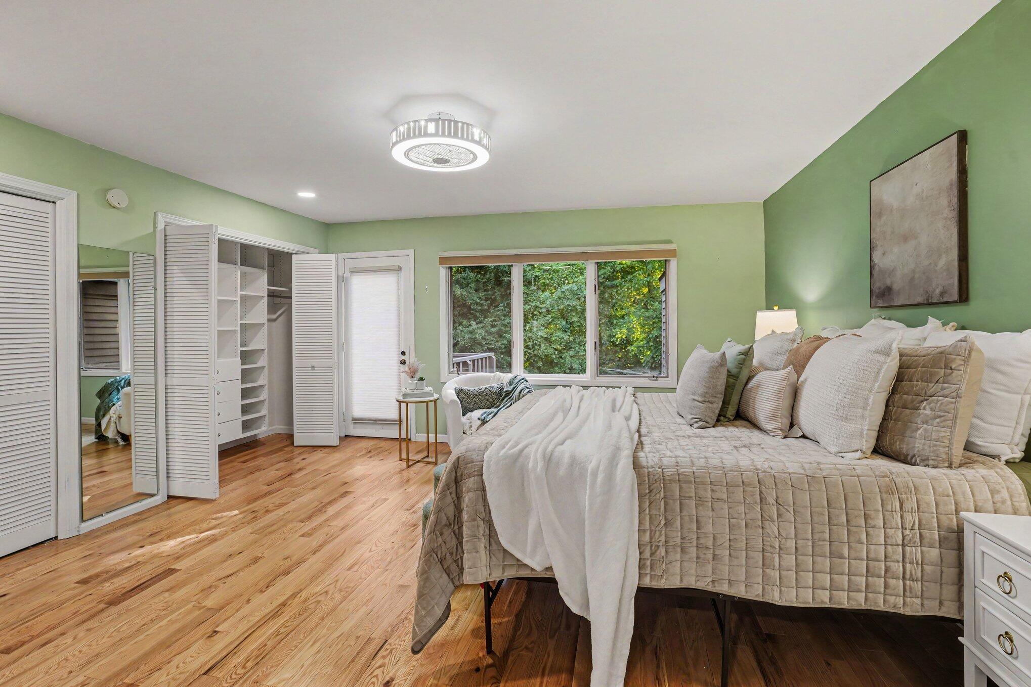 1008 Cohasset Lane Kalamazoo MI 49008