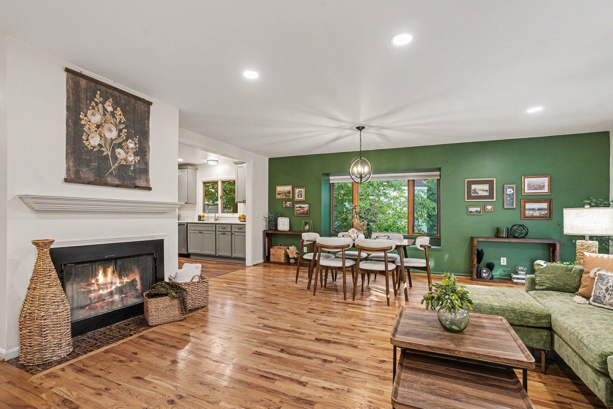1008 Cohasset Lane Kalamazoo MI 49008
