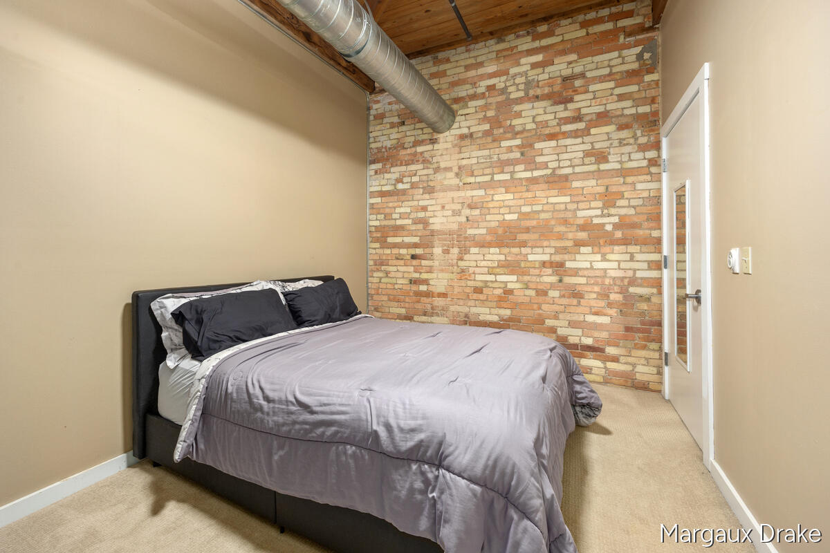 940 Monroe Avenue NW Grand Rapids MI 49503