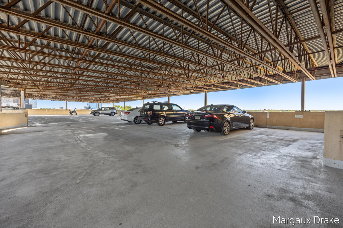 940 Monroe Avenue NW Grand Rapids MI 49503