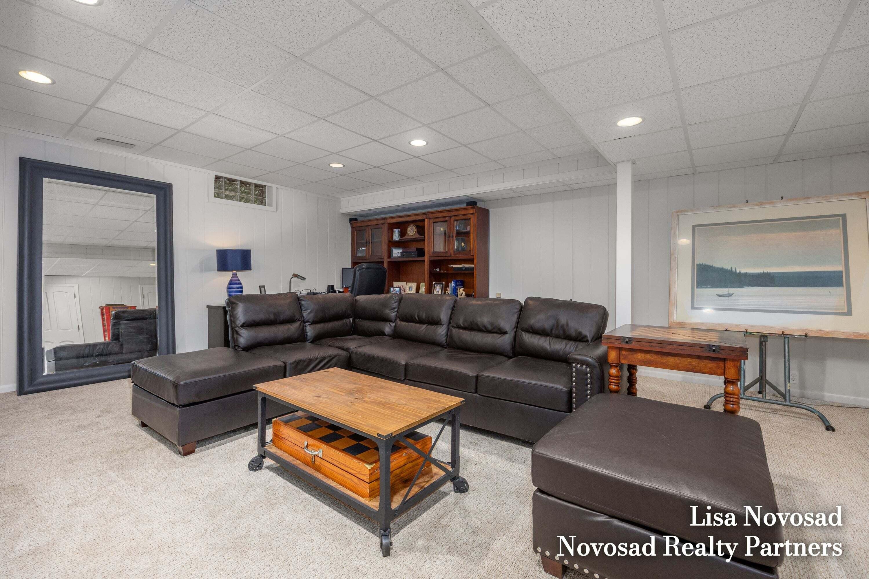 3589 Charlevoix Drive SE Grand Rapids MI 49546