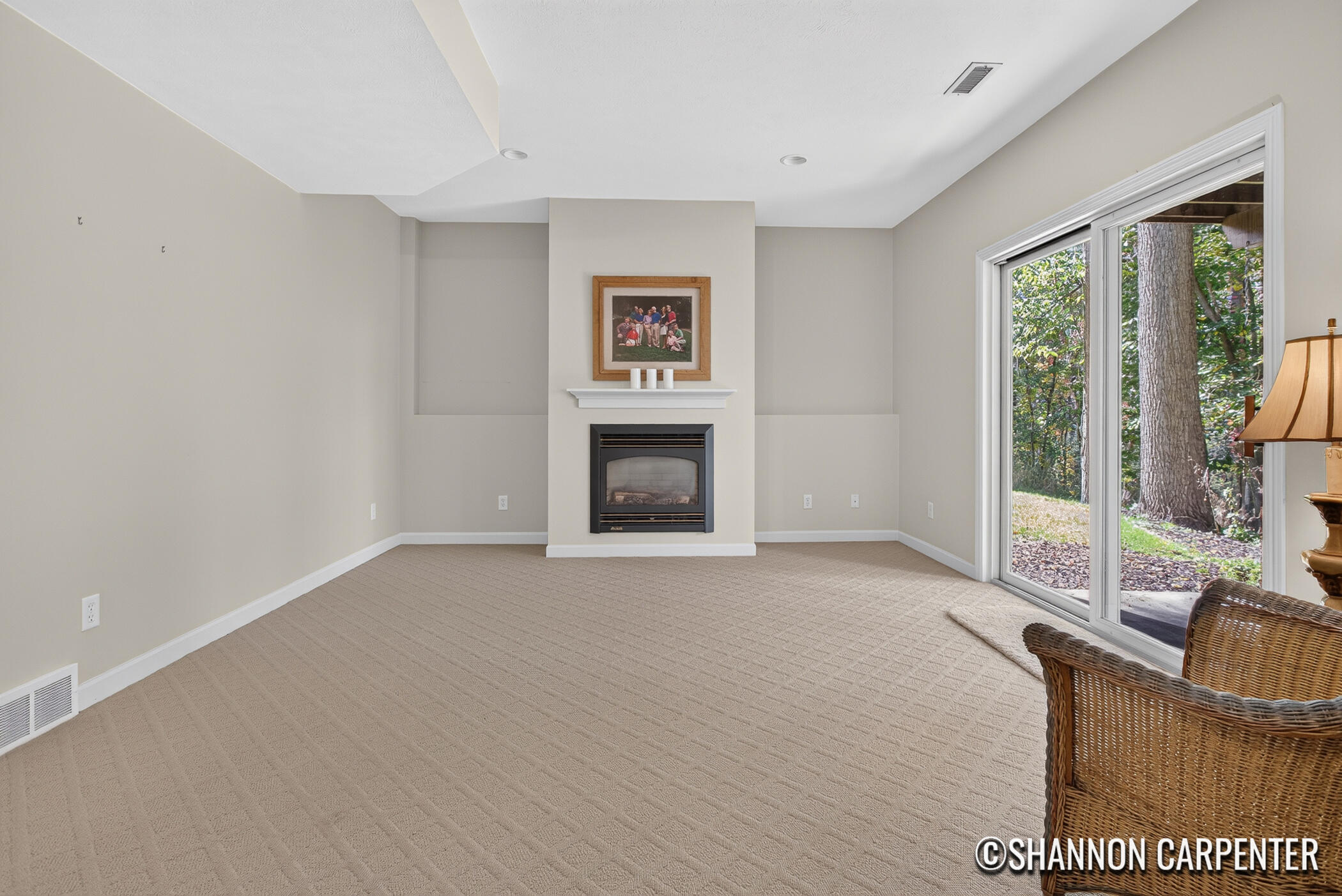 1901 Oakleigh Woods Drive NW Grand Rapids MI 49504