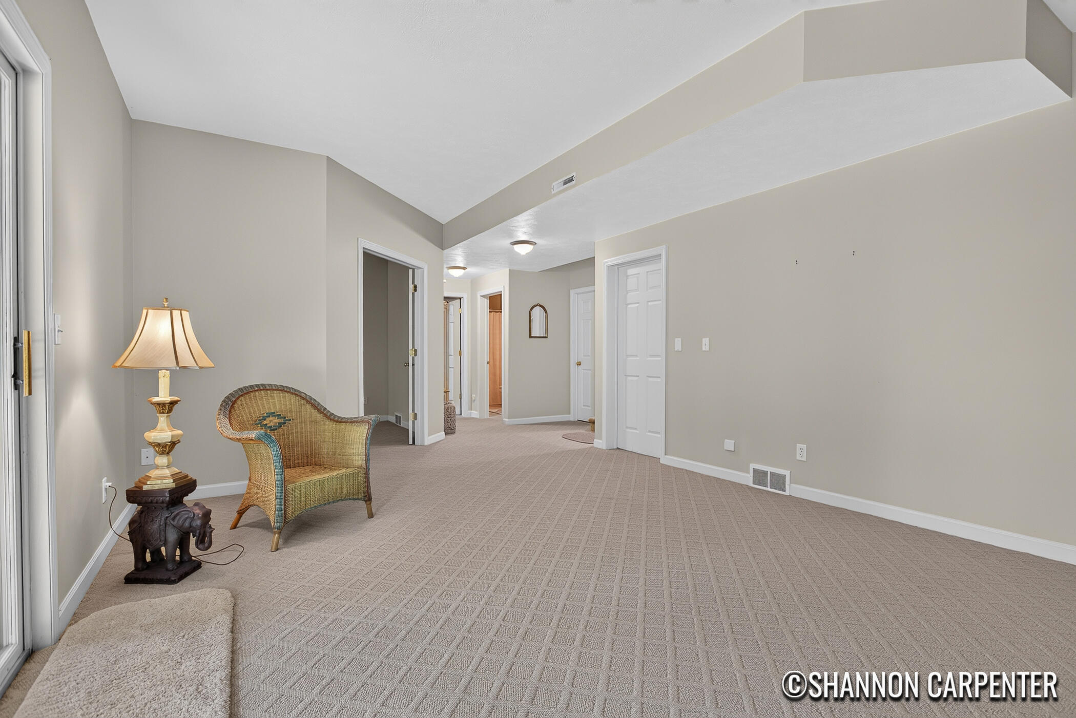 1901 Oakleigh Woods Drive NW Grand Rapids MI 49504