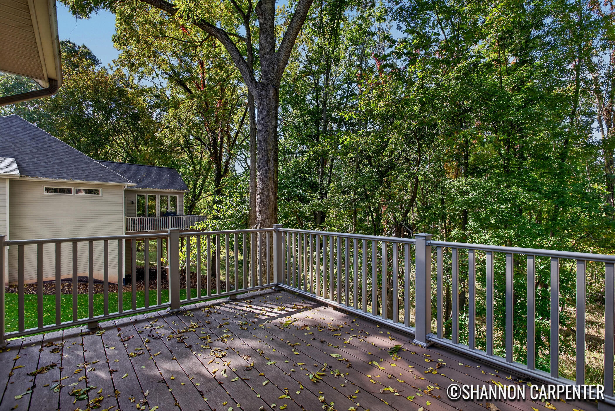 1901 Oakleigh Woods Drive NW Grand Rapids MI 49504