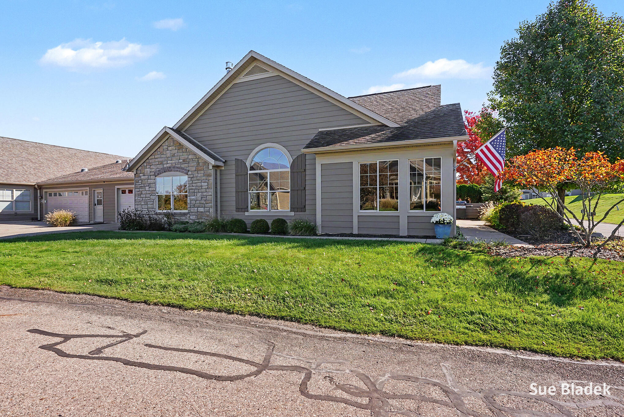 1201 Riverview Drive Holland MI 49423