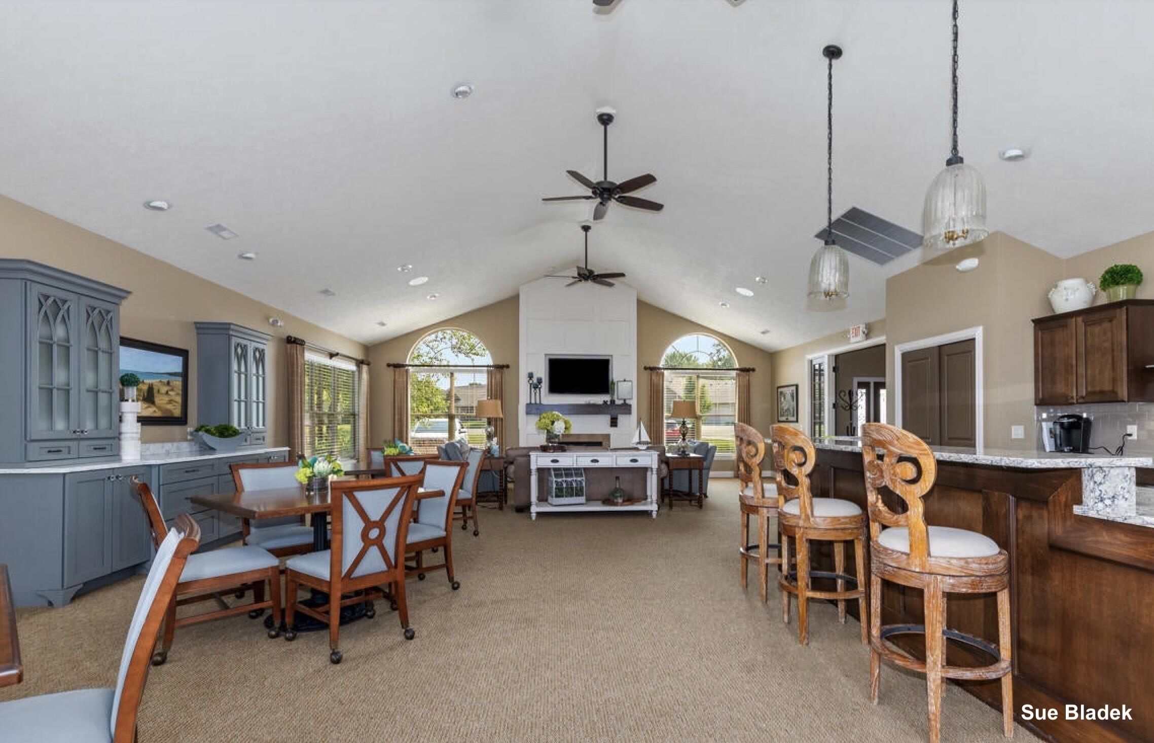 1201 Riverview Drive Holland MI 49423