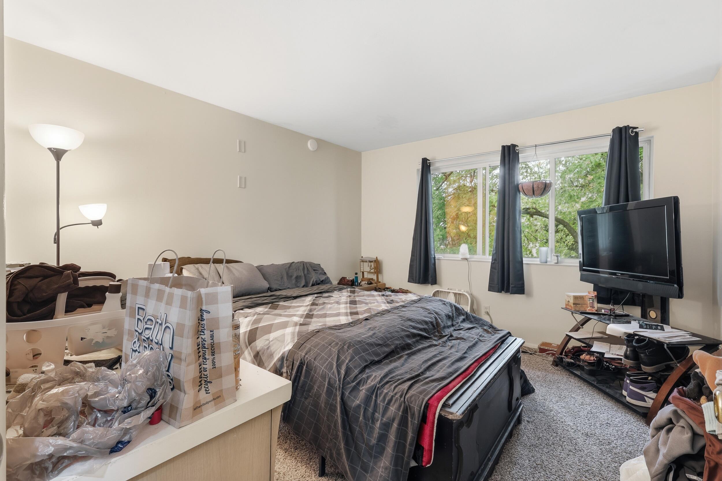 3647 Kenbrooke Court Kalamazoo MI 49006
