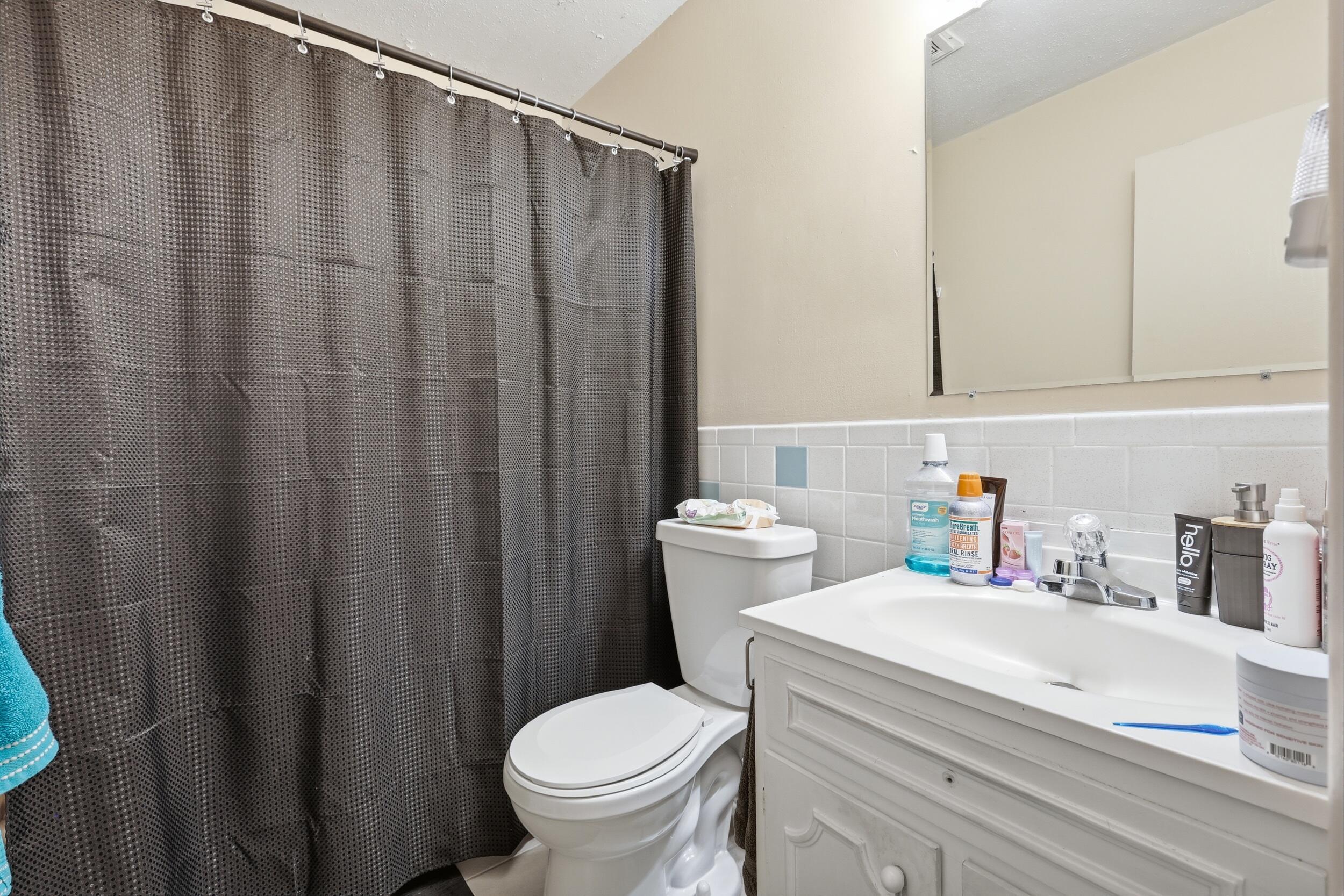 3647 Kenbrooke Court Kalamazoo MI 49006