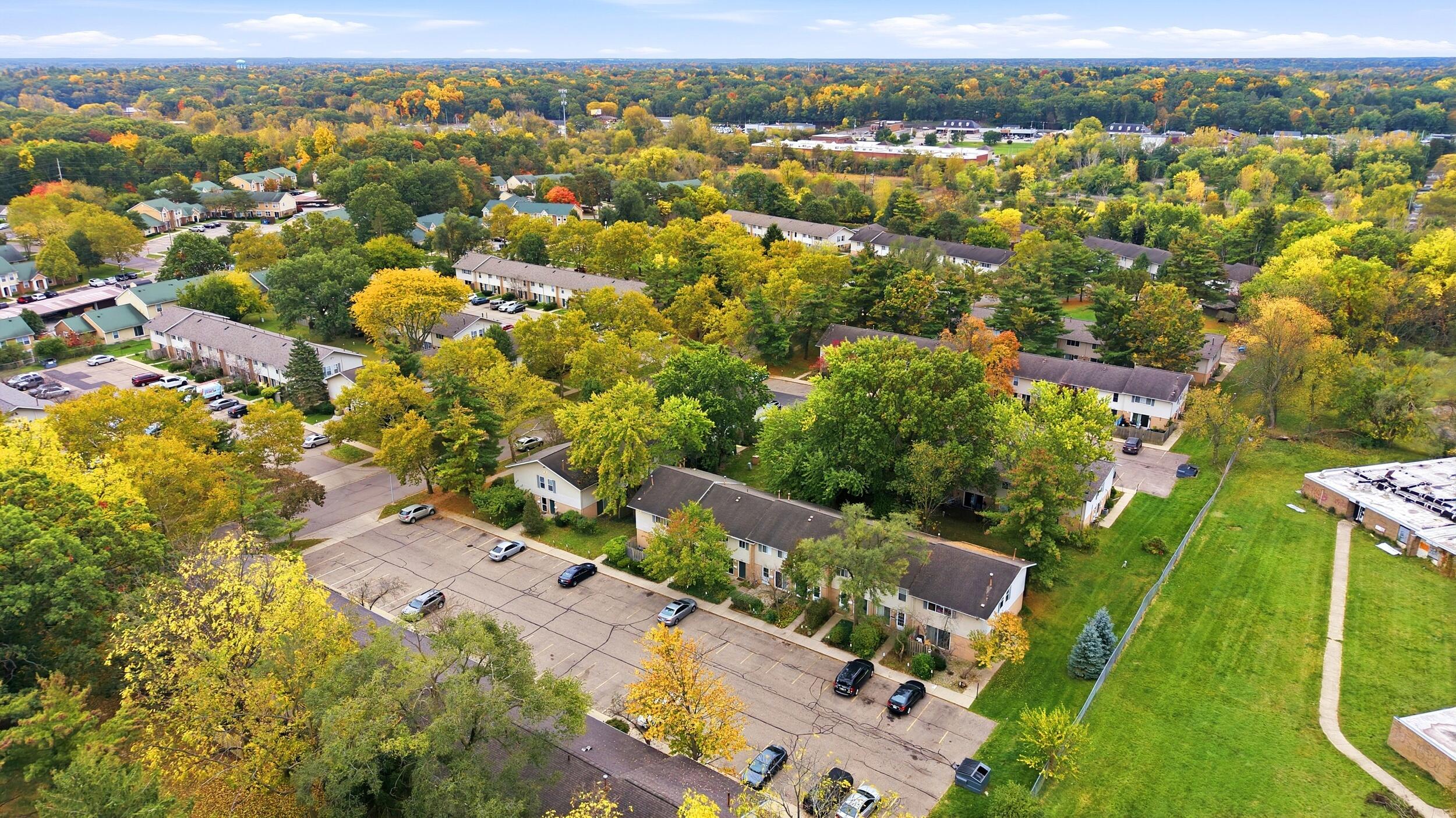 3647 Kenbrooke Court Kalamazoo MI 49006