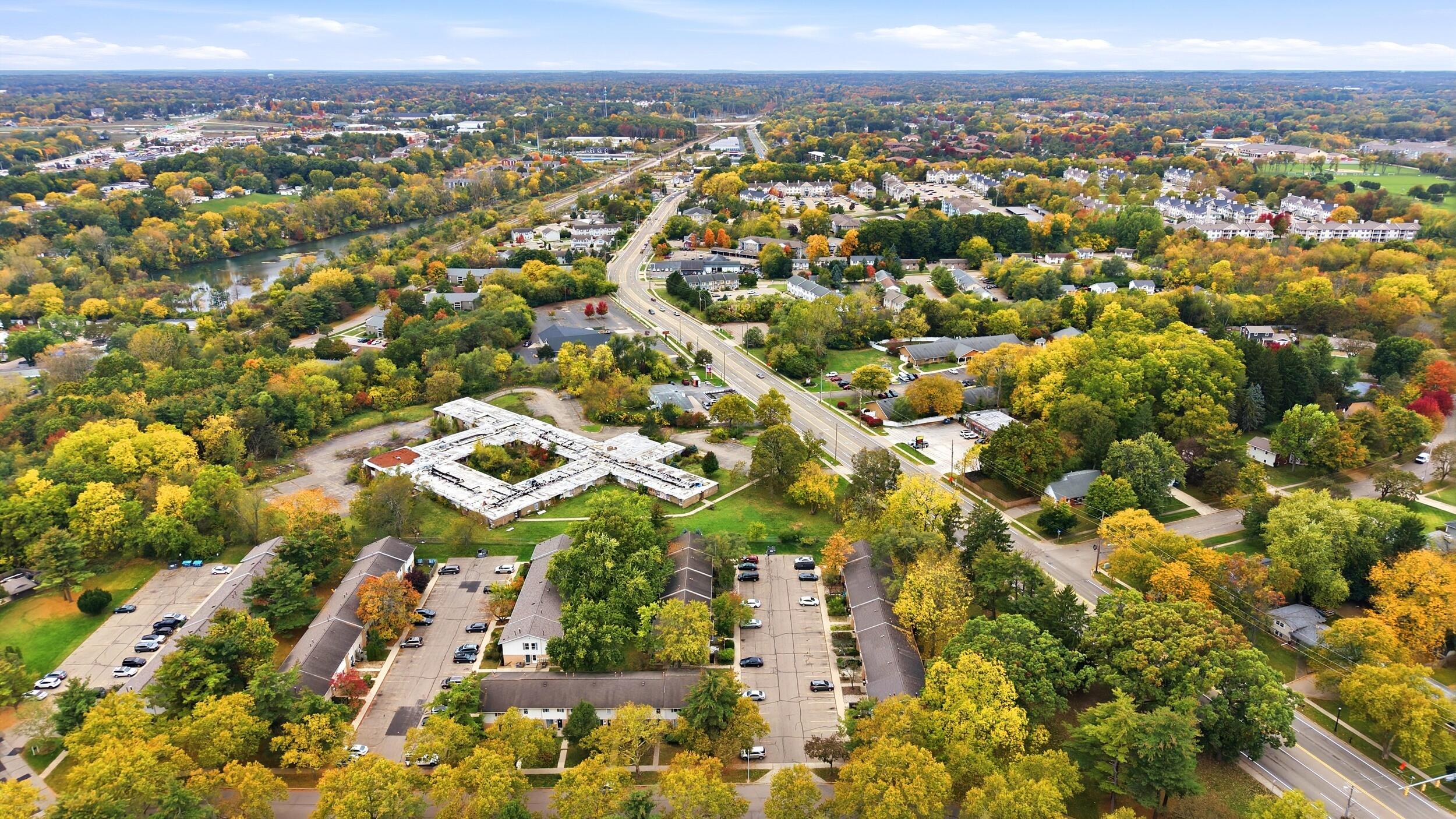 3647 Kenbrooke Court Kalamazoo MI 49006