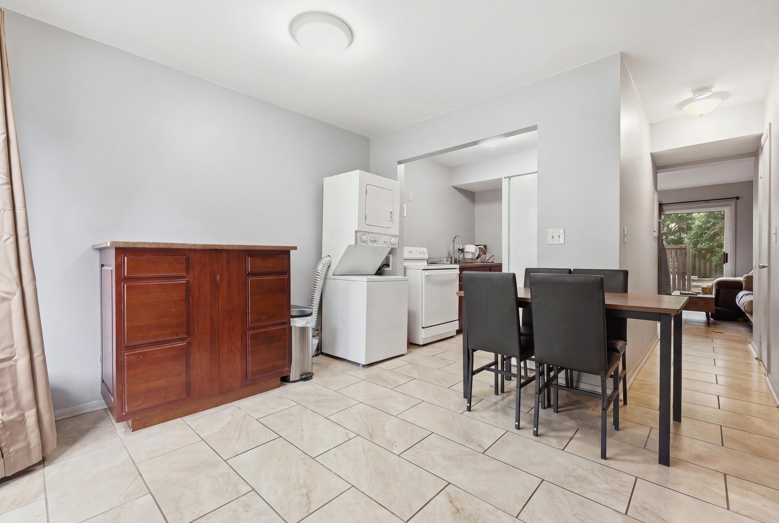 3647 Kenbrooke Court Kalamazoo MI 49006