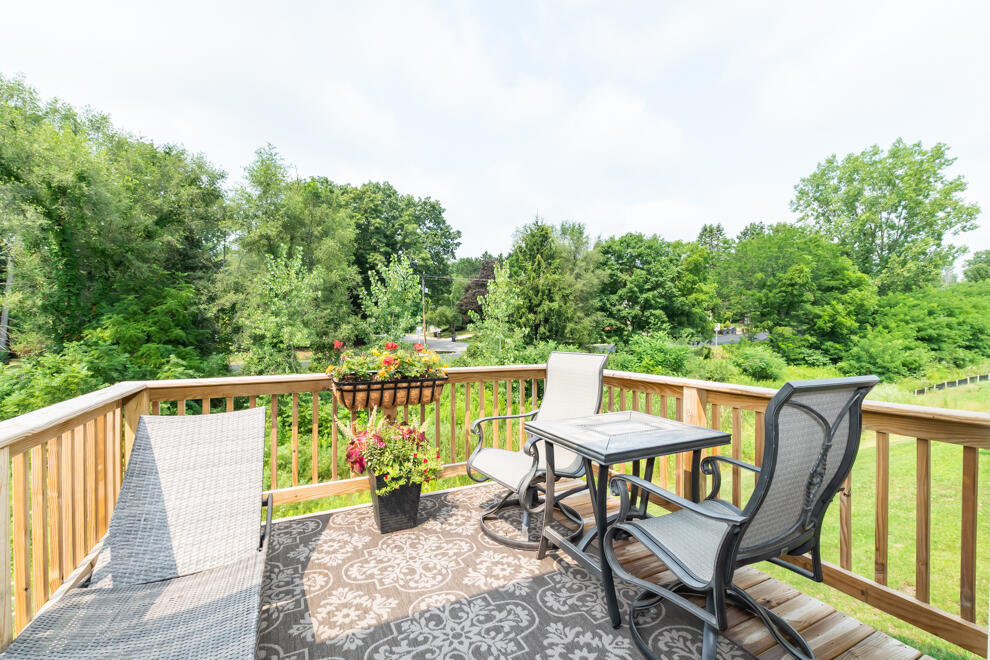 1423 N Village Circle Kalamazoo MI 49009