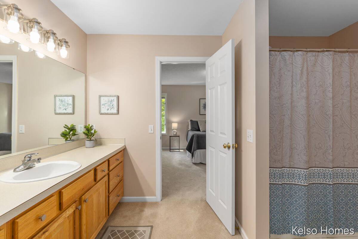 2009 Bryceway Court NE Grand Rapids MI 49505