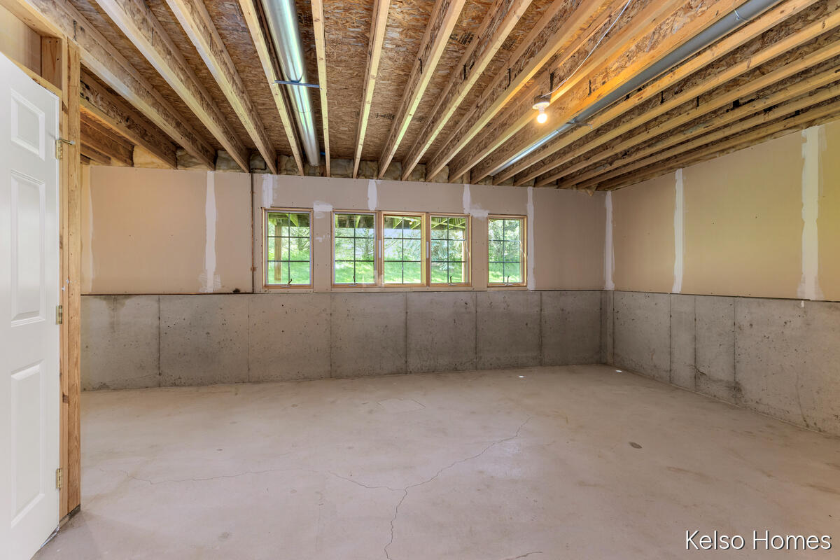 2009 Bryceway Court NE Grand Rapids MI 49505