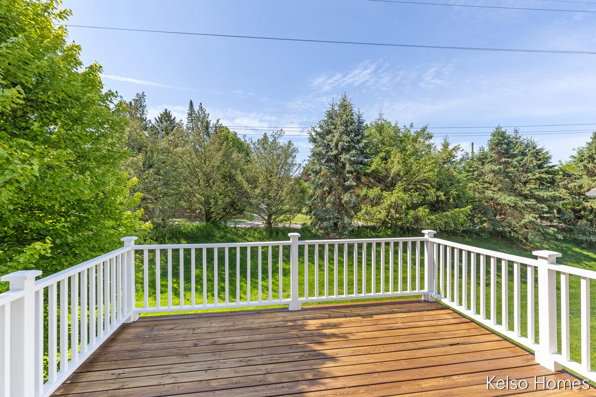 2009 Bryceway Court NE Grand Rapids MI 49505