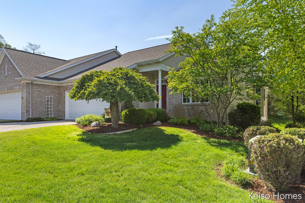 2009 Bryceway Court NE Grand Rapids MI 49505