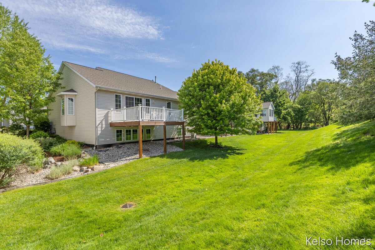 2009 Bryceway Court NE Grand Rapids MI 49505