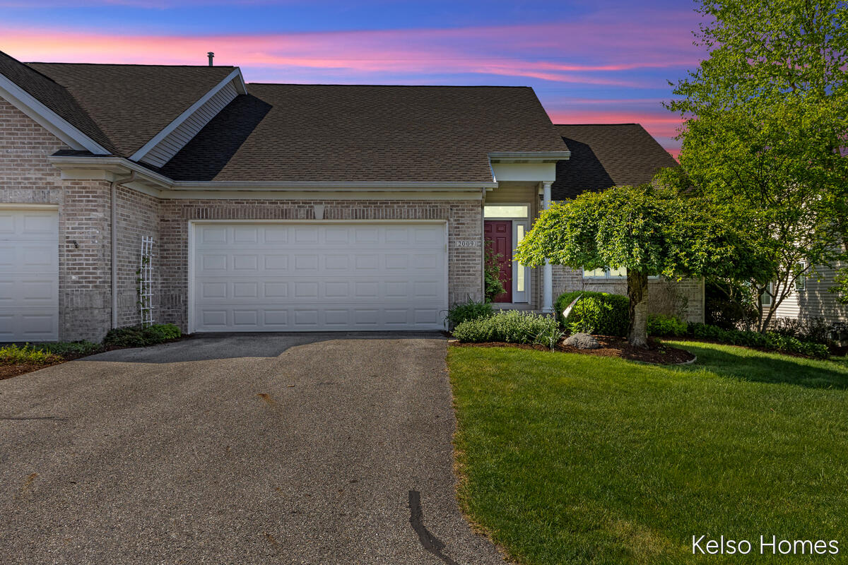 2009 Bryceway Court NE Grand Rapids MI 49505