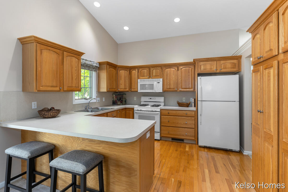 2009 Bryceway Court NE Grand Rapids MI 49505