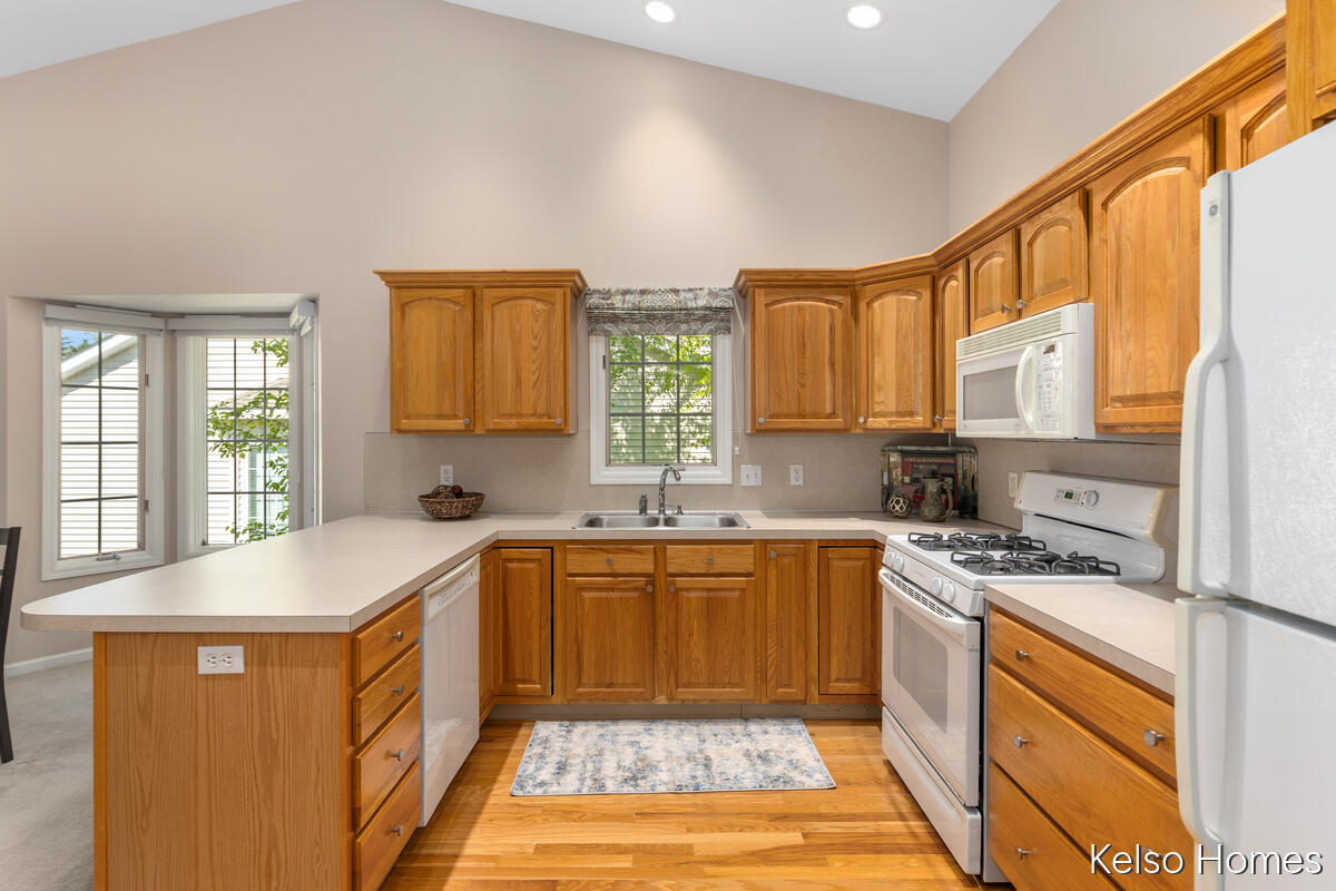 2009 Bryceway Court NE Grand Rapids MI 49505