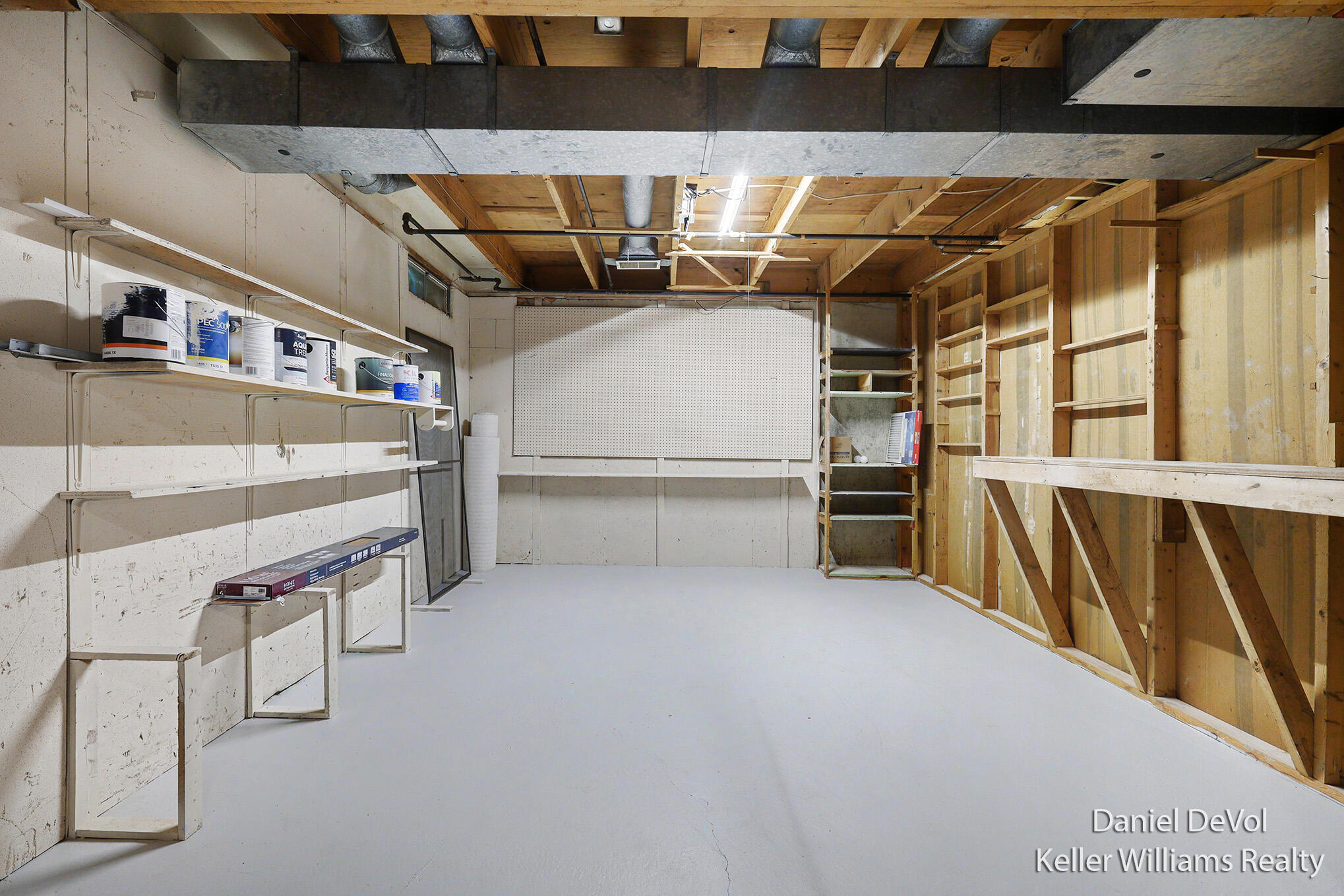2697 Chatham Woods Drive SE Grand Rapids MI 49546