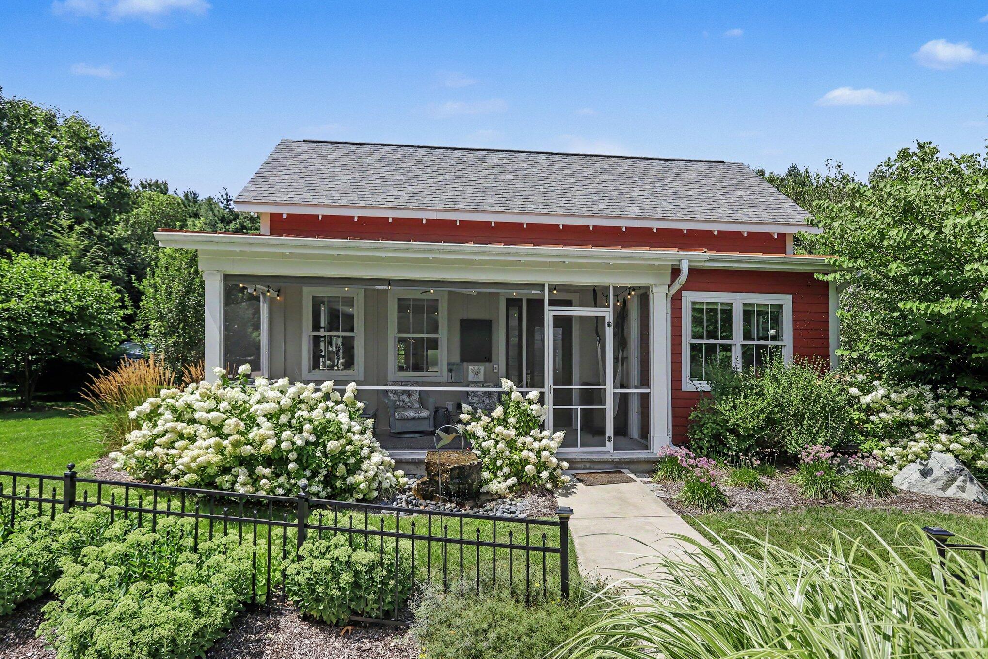 8241 Thimbleweed Trail Kalamazoo MI 49009