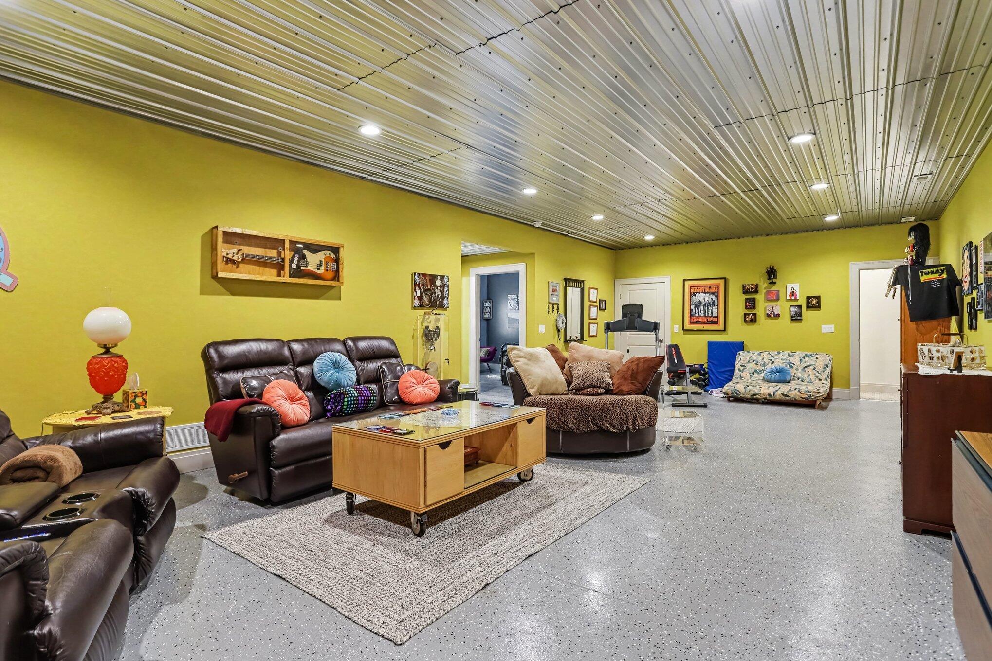8241 Thimbleweed Trail Kalamazoo MI 49009