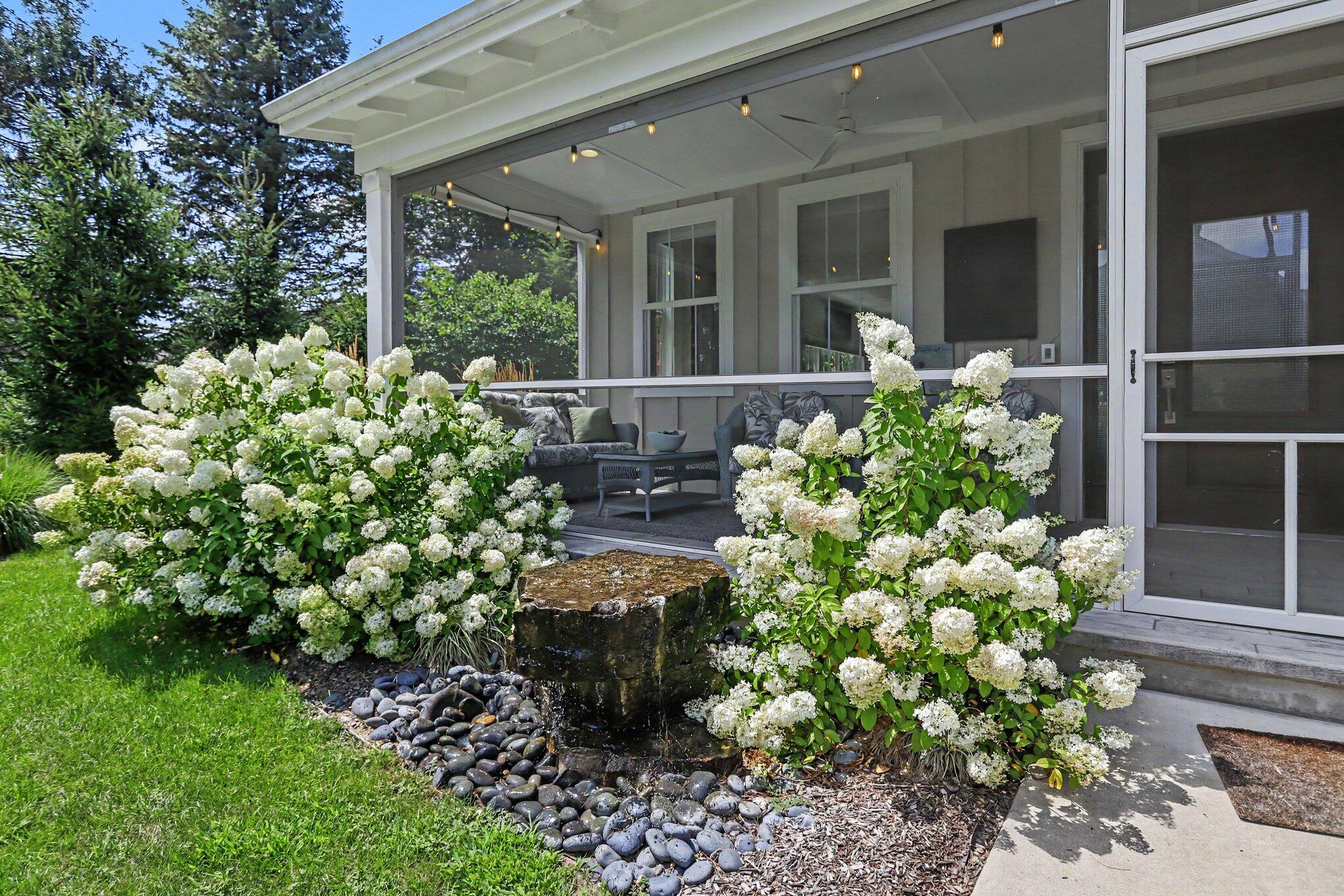 8241 Thimbleweed Trail Kalamazoo MI 49009