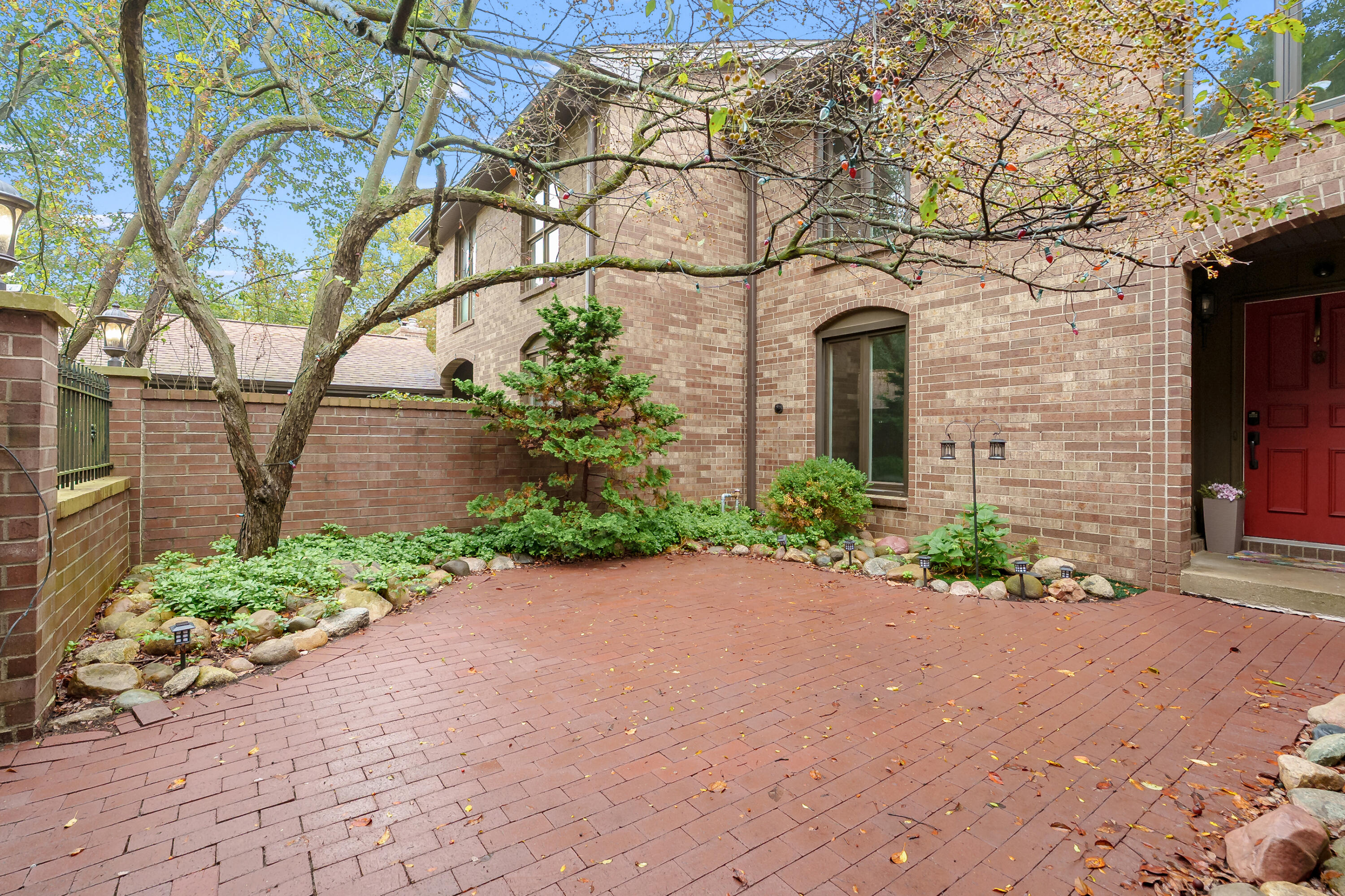 3648 Woodcliff Drive Kalamazoo MI 49008
