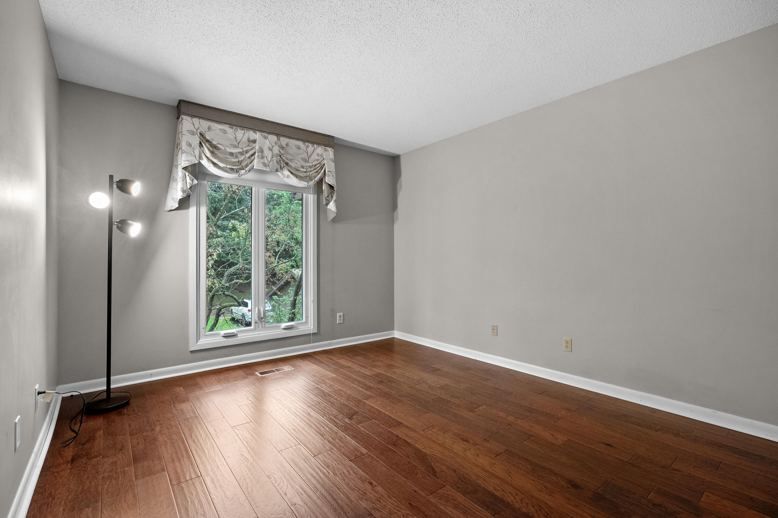 3648 Woodcliff Drive Kalamazoo MI 49008