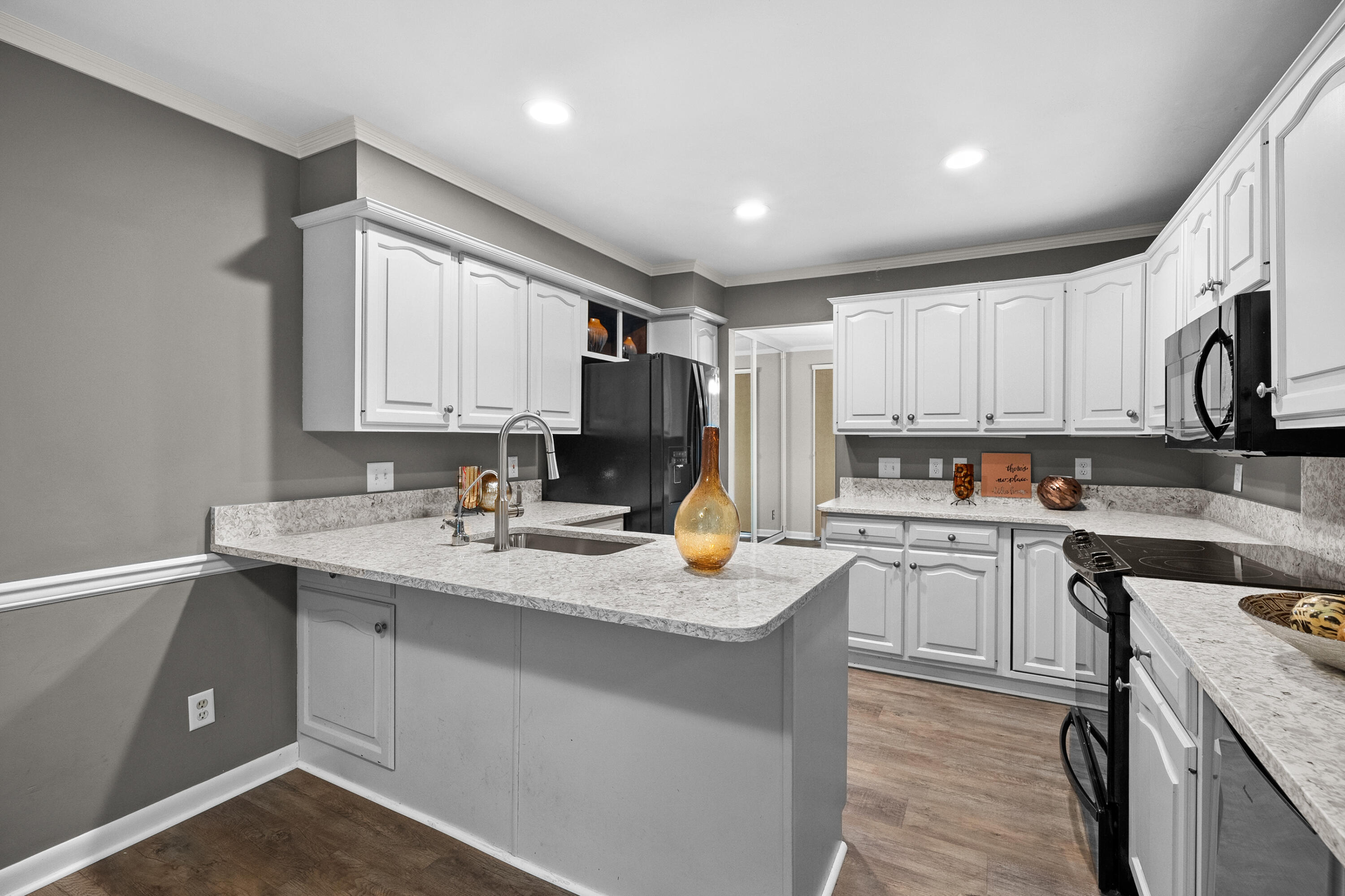 3648 Woodcliff Drive Kalamazoo MI 49008