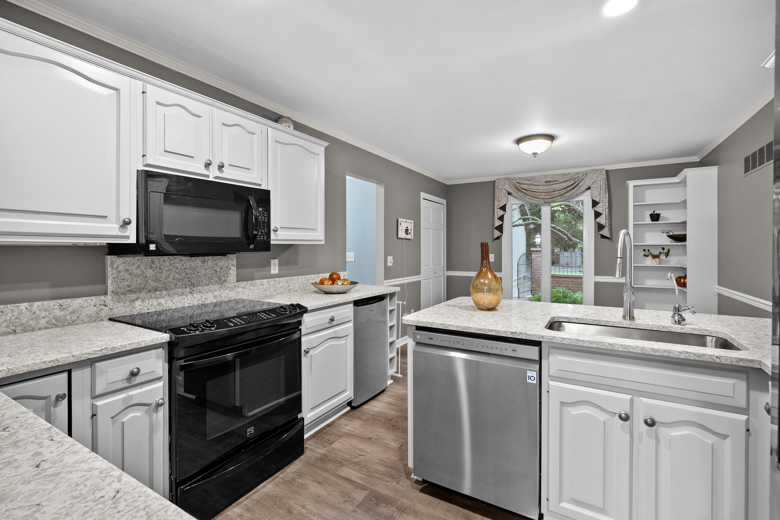 3648 Woodcliff Drive Kalamazoo MI 49008