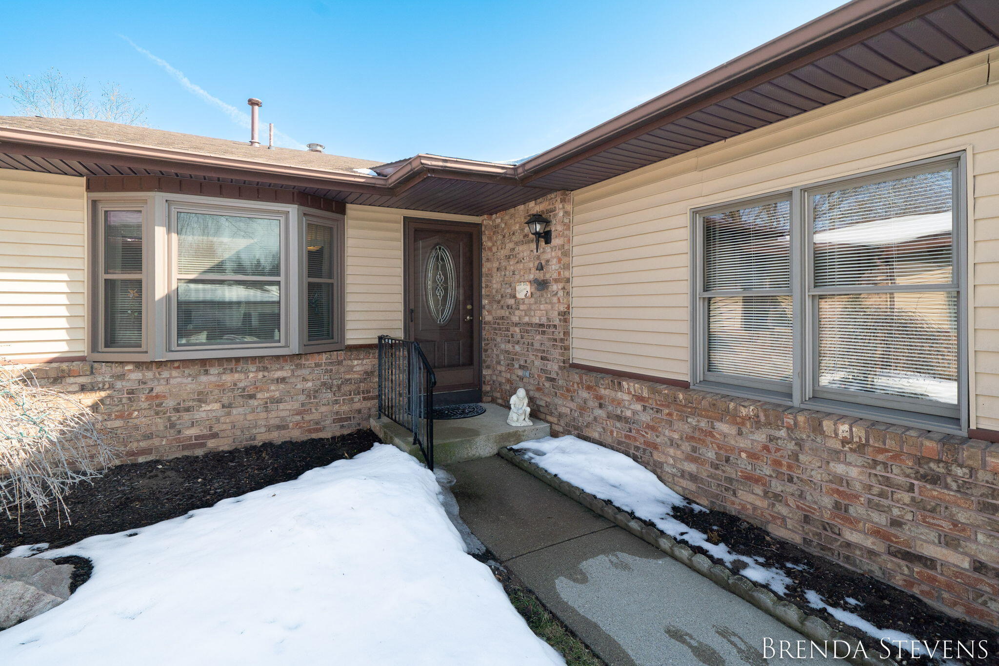 2061 Terrace Van Drive NE Grand Rapids MI 49505