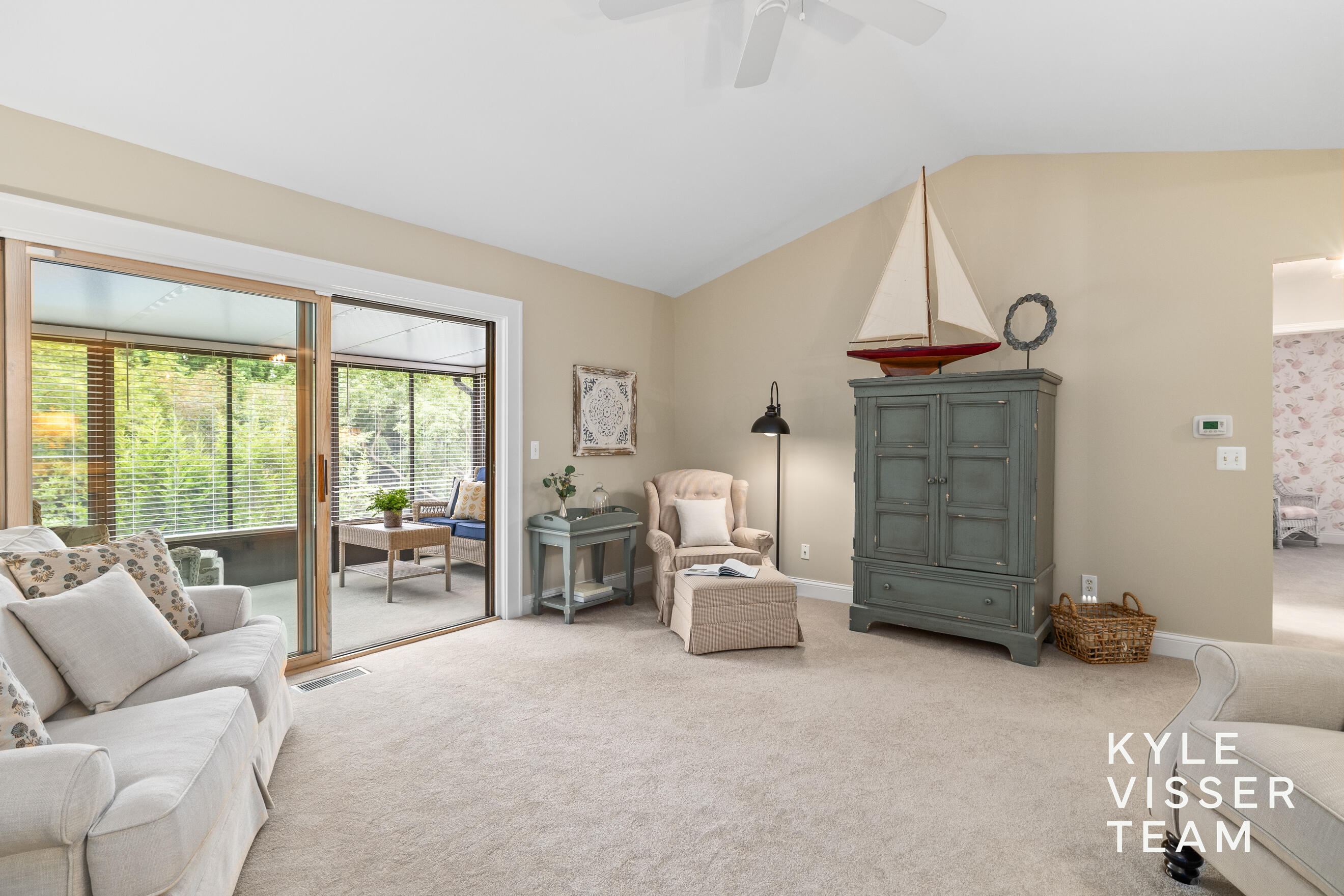 3042 Kay Drive SE Grand Rapids MI 49508