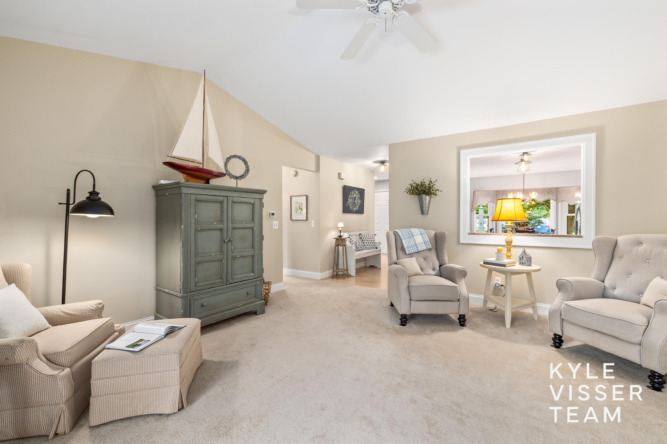 3042 Kay Drive SE Grand Rapids MI 49508