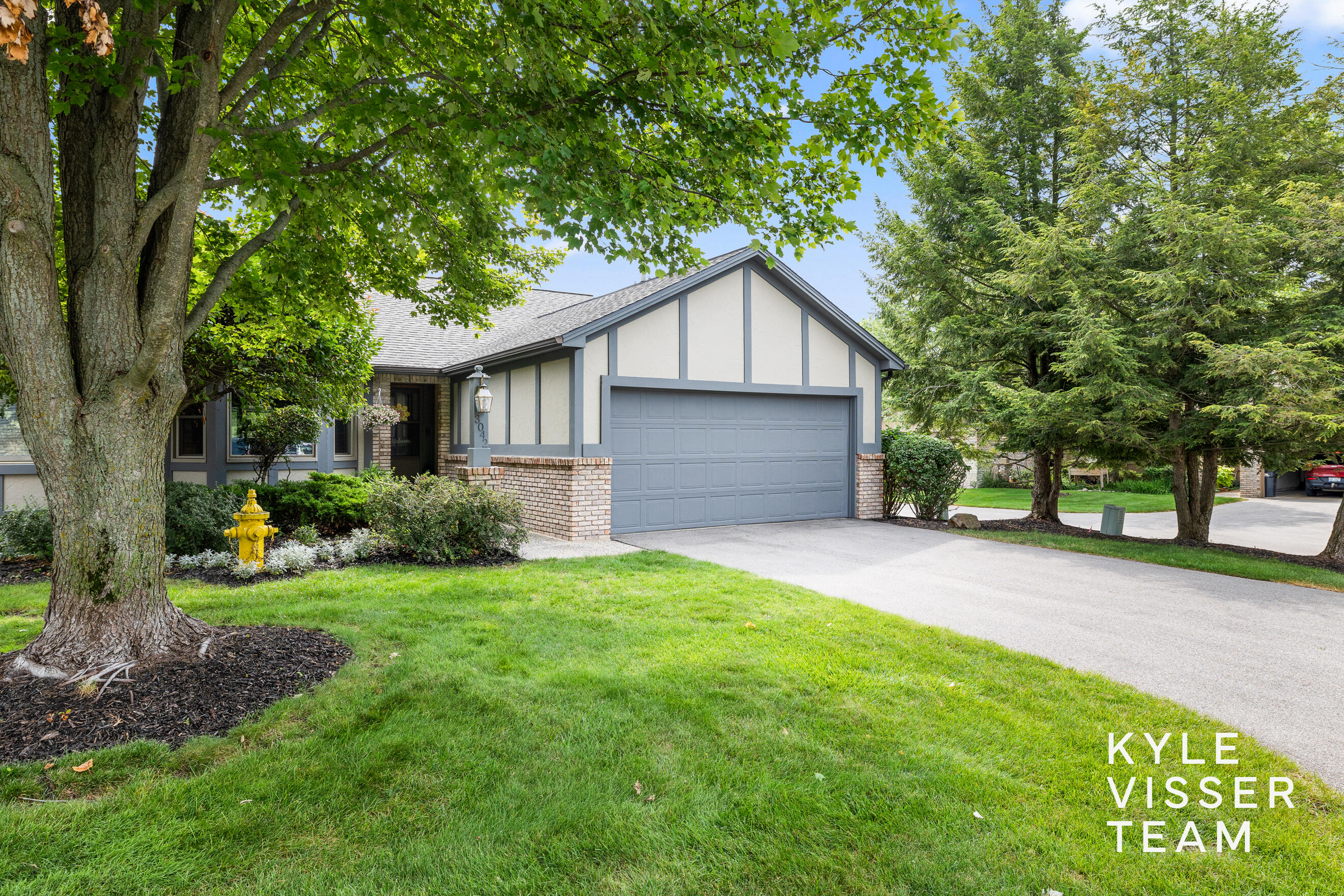 3042 Kay Drive SE Grand Rapids MI 49508