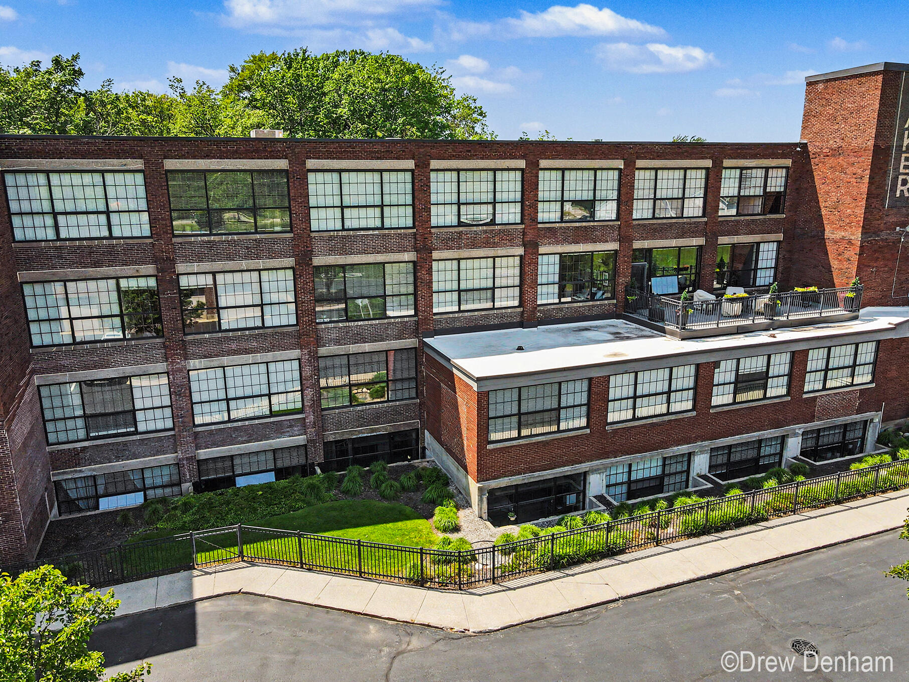 533 Columbia Avenue Holland MI 49423
