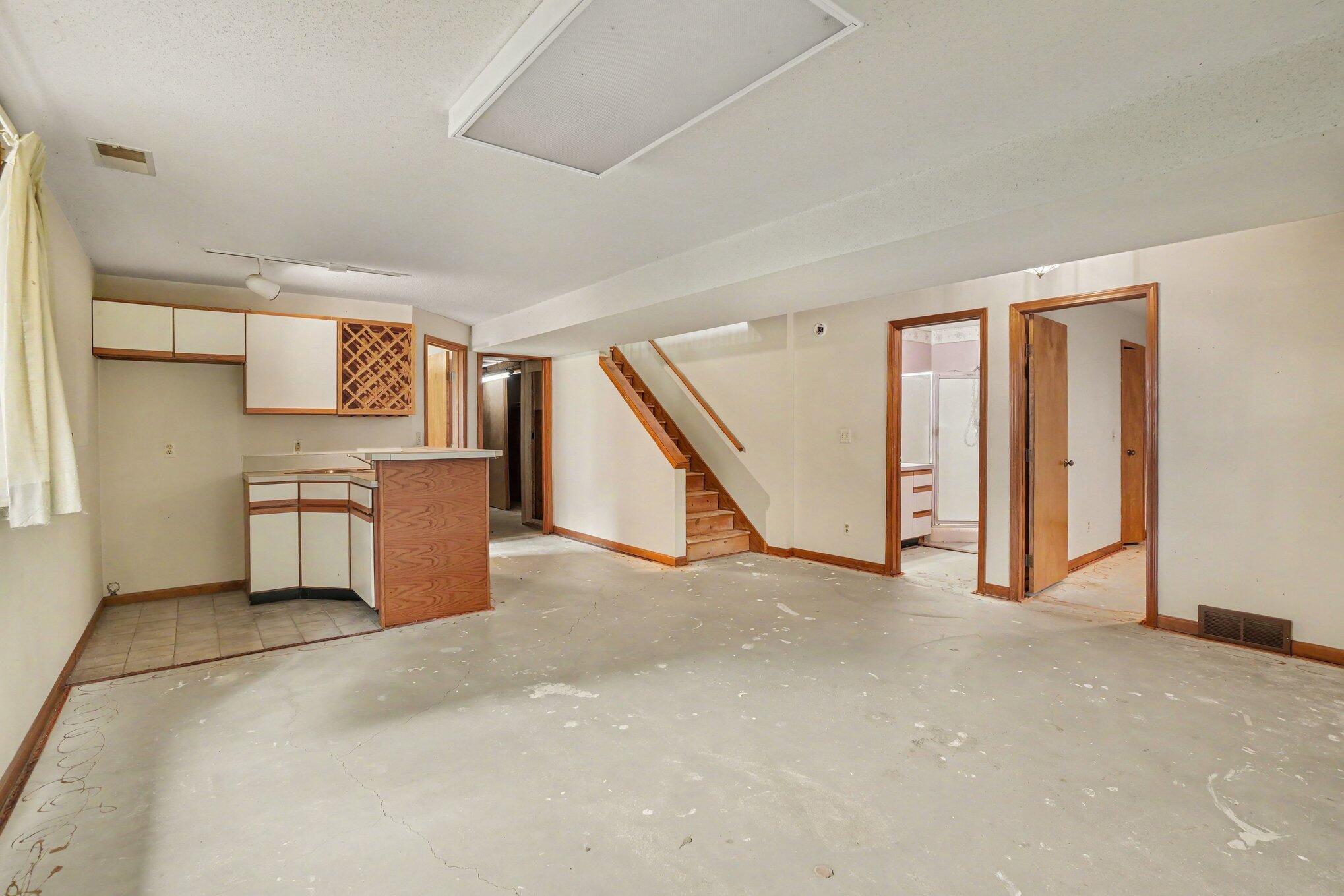 559 Spring Lane Holland MI 49423