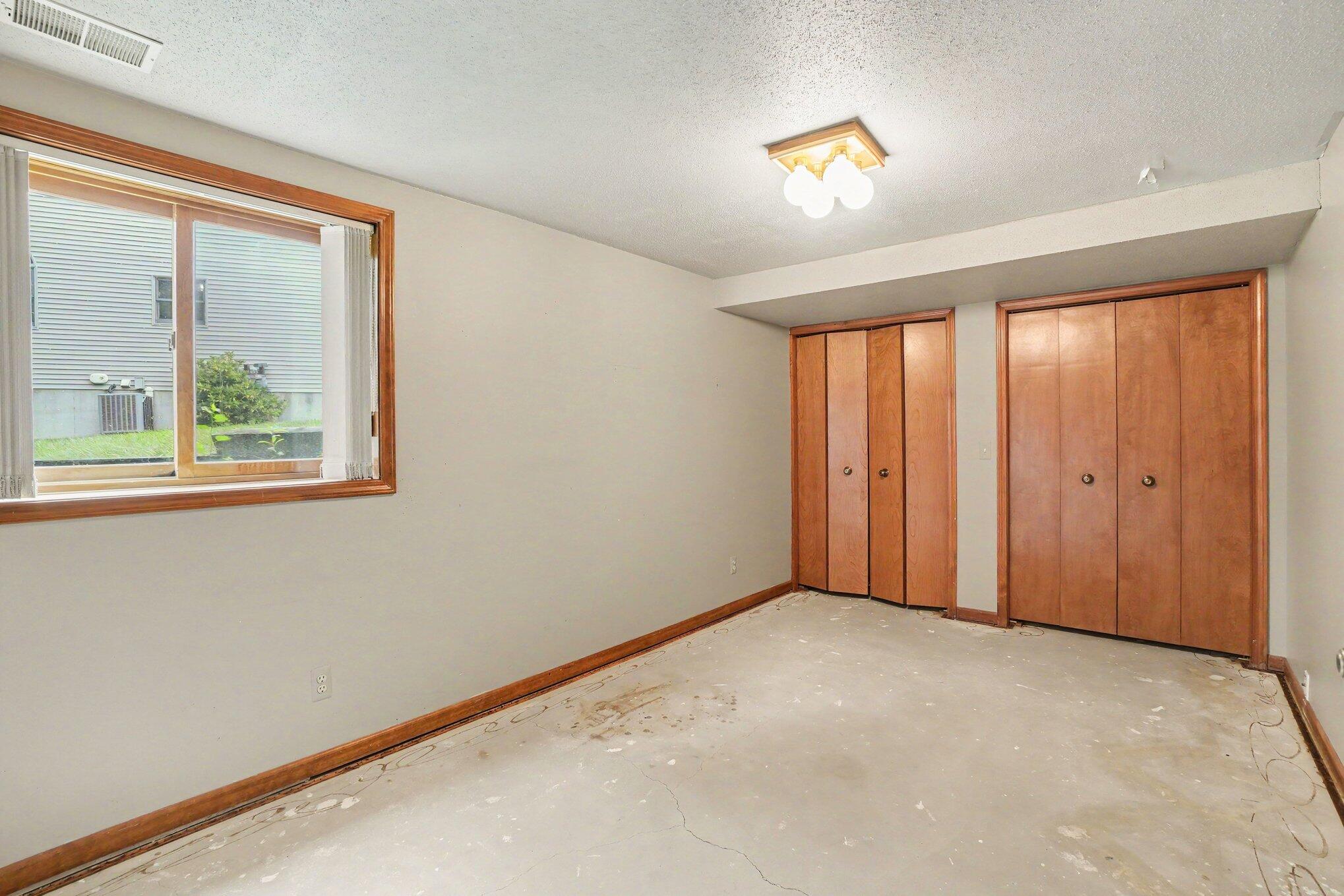 559 Spring Lane Holland MI 49423