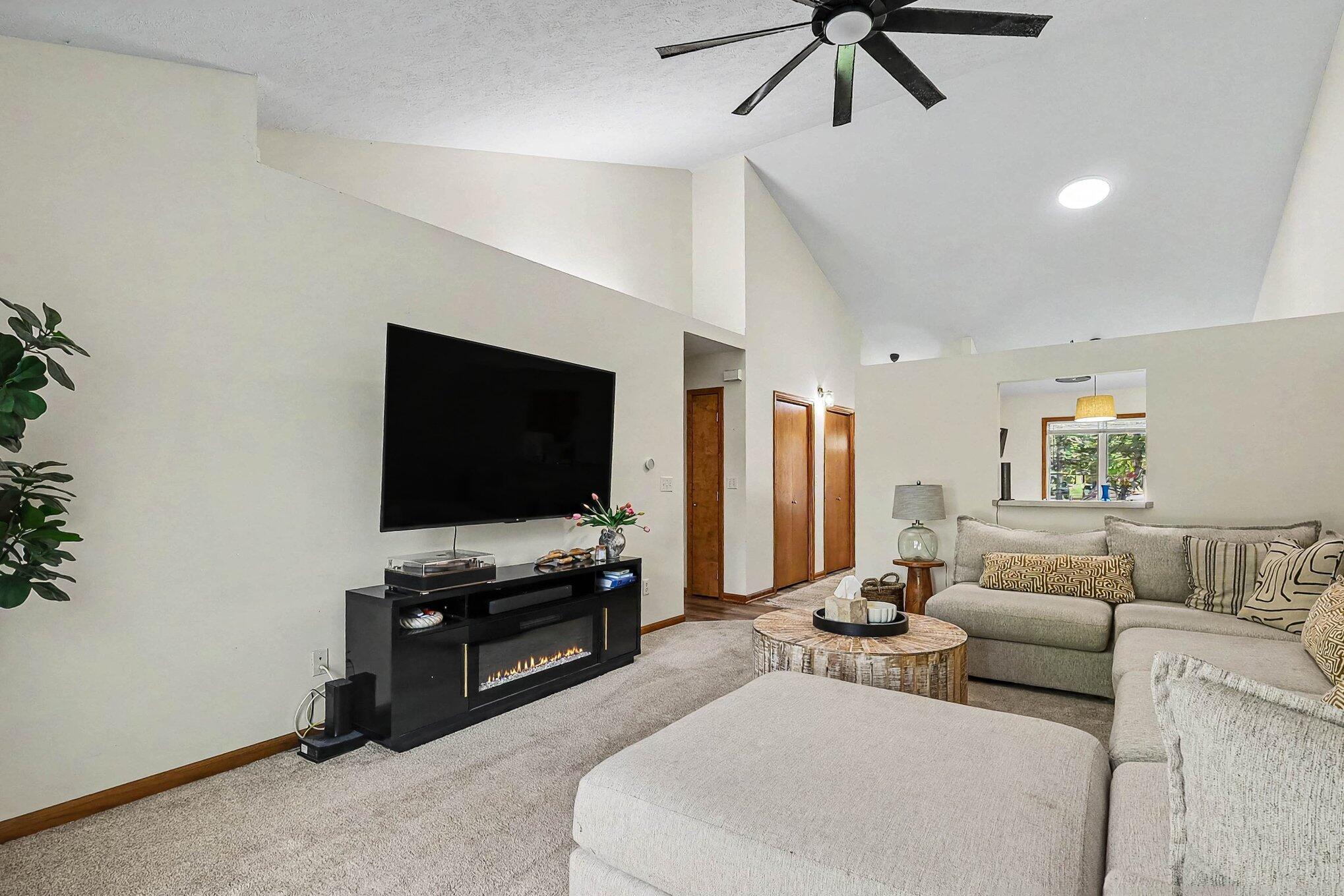 321 Nestlewood Drive Holland MI 49424