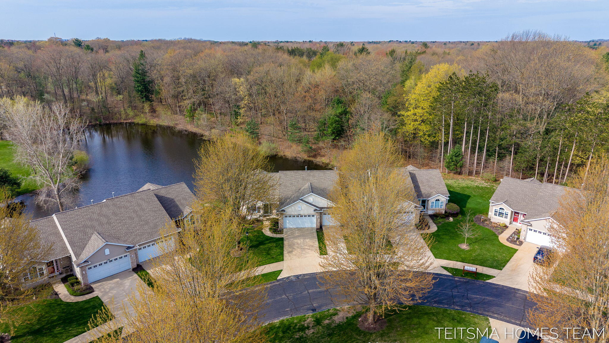 15443 Winchester Circle Grand Haven MI 49417