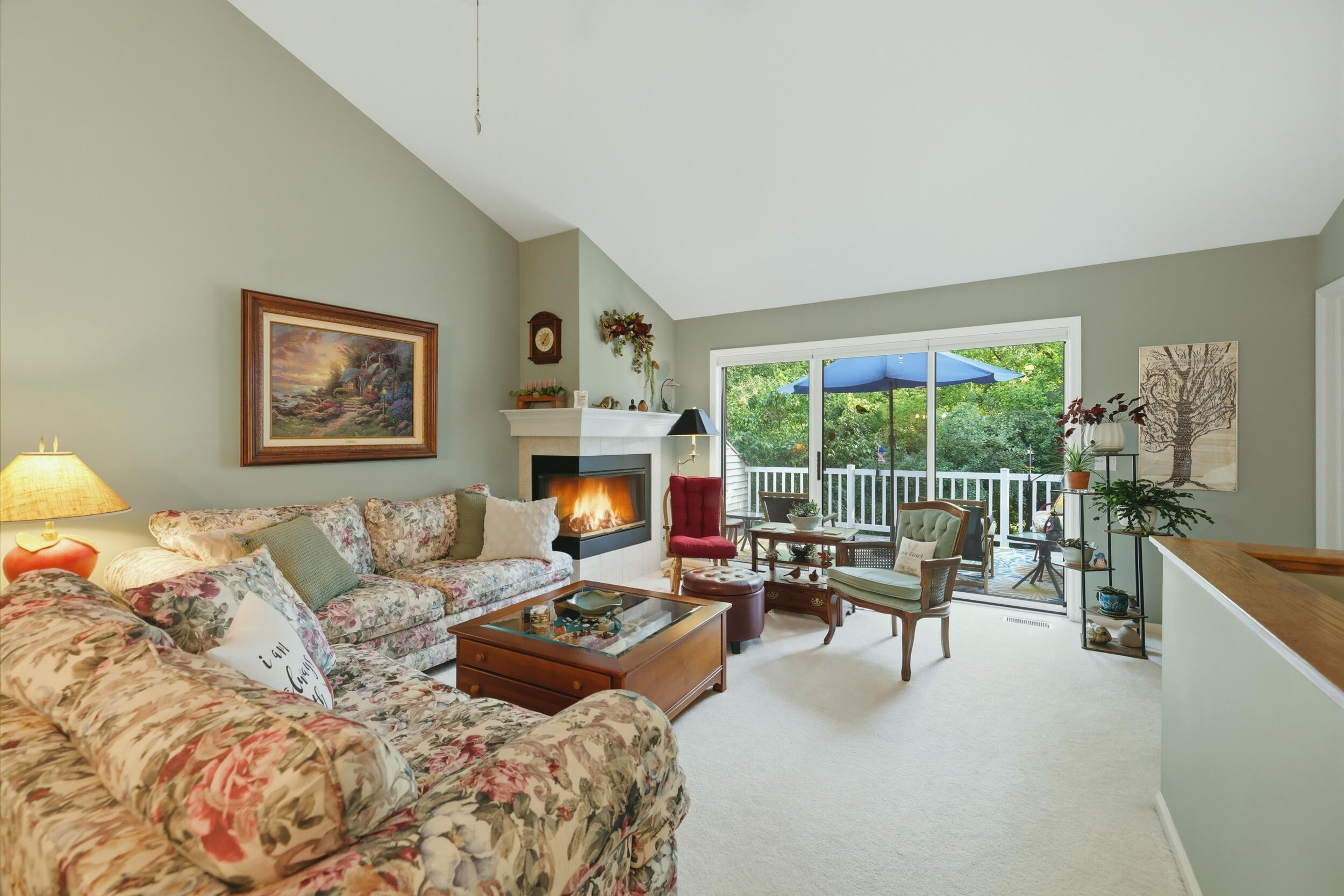 2203 Shetland Drive NE Grand Rapids MI 49505